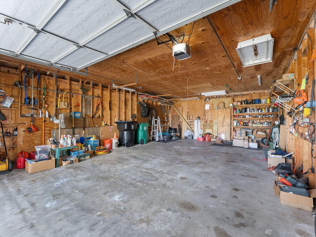 403 SW Cahoon Court — photo 5