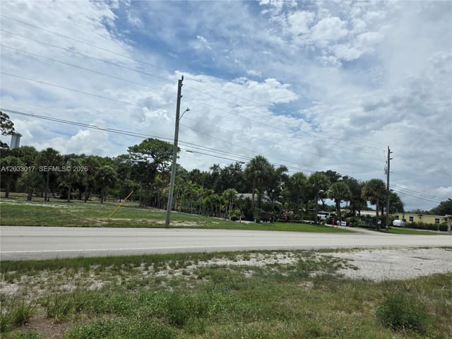 12360 SE Dixie Highway, Hobe Sound, FL 33455