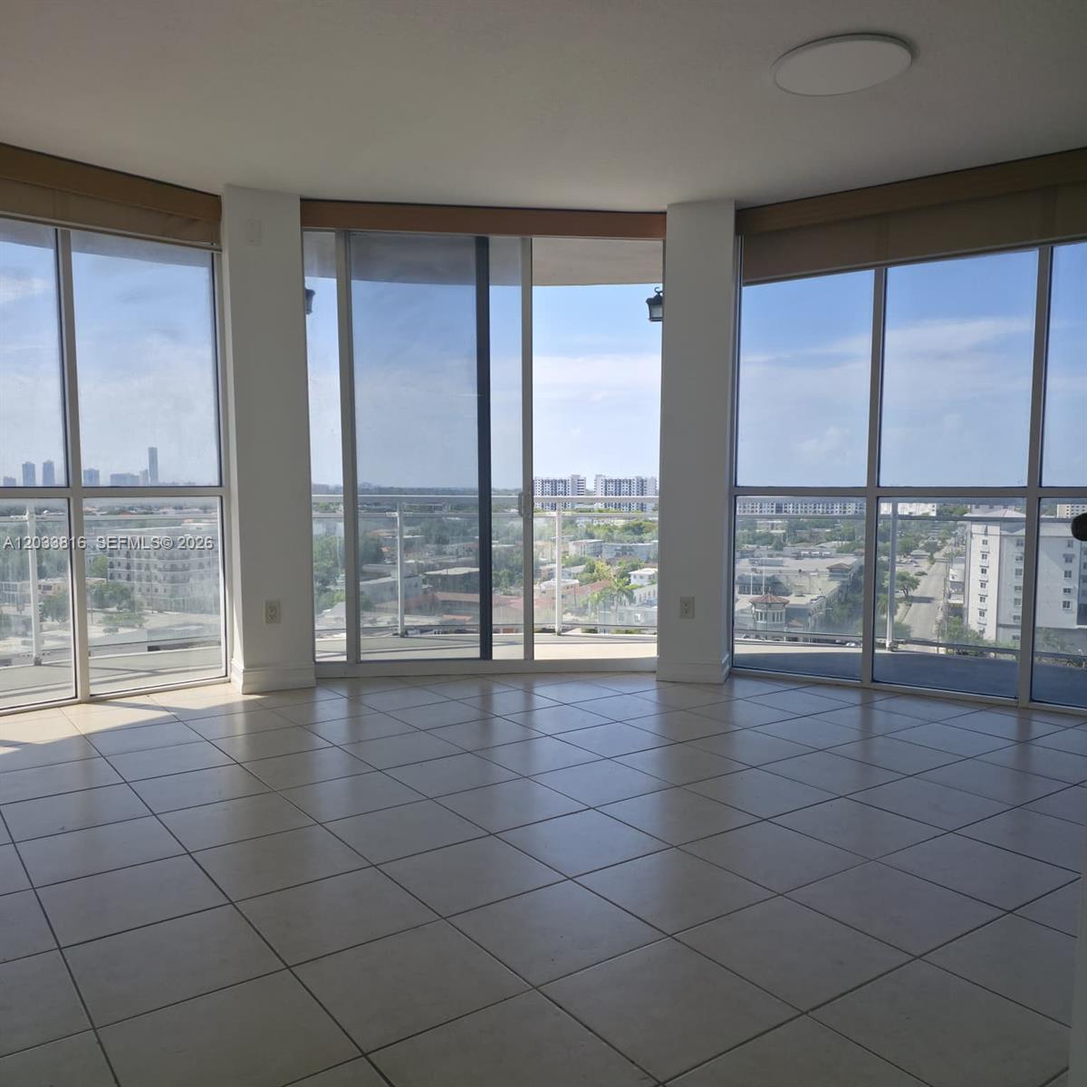 1 Glen Royal Parkway 1202, Miami, FL 33125, Miami