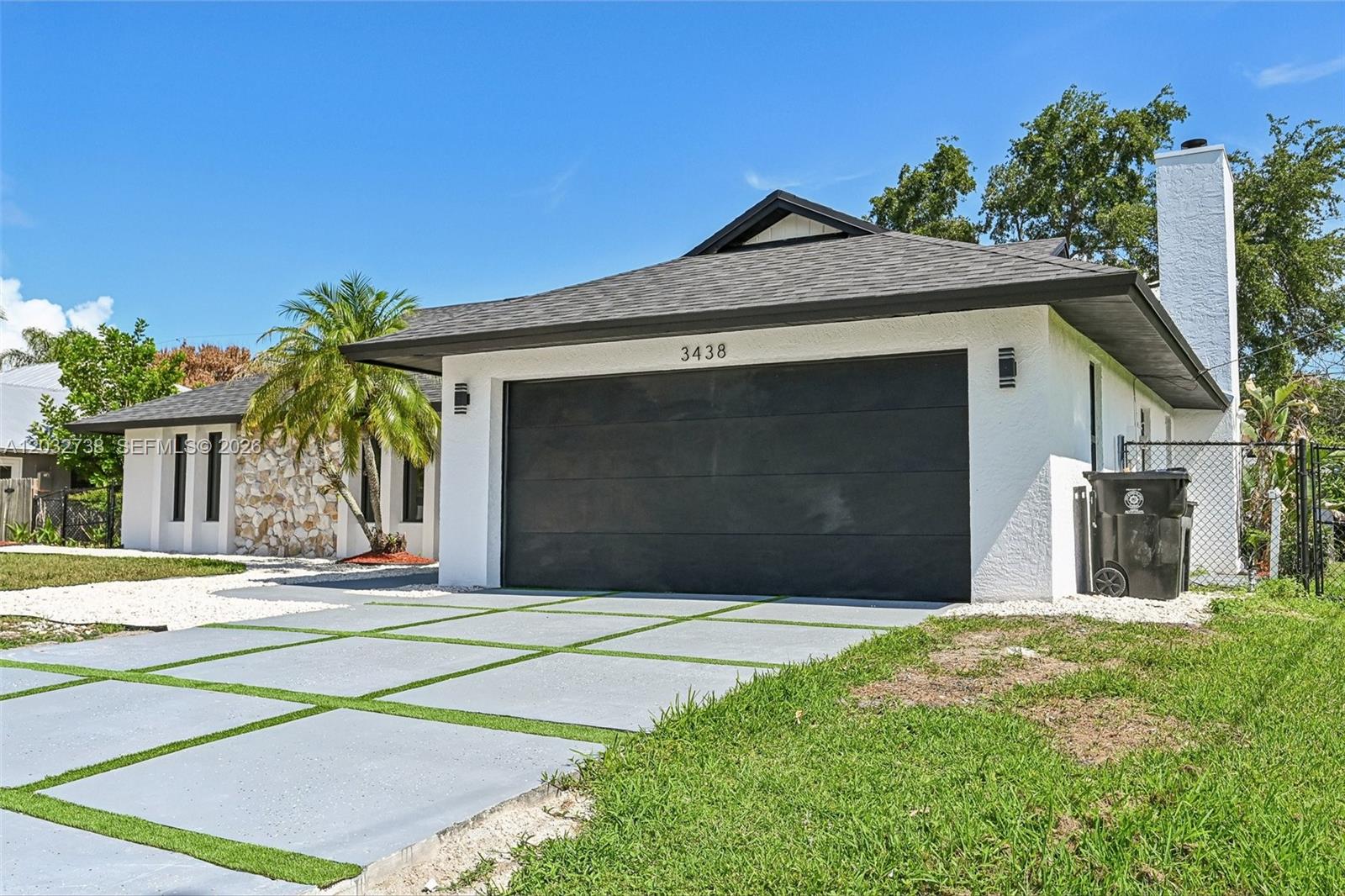 3438 SE Hart Circle — photo 8