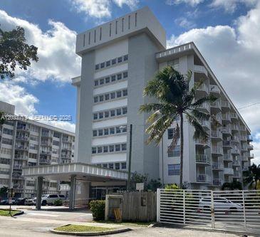 16740 NE 9th Avenue 303, North Miami Beach, FL 33162, North Miami Beach