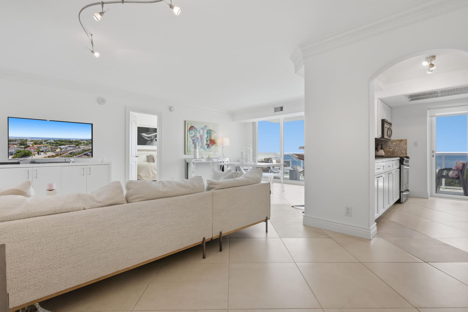 2715 N Ocean Boulevard 10c — photo 5