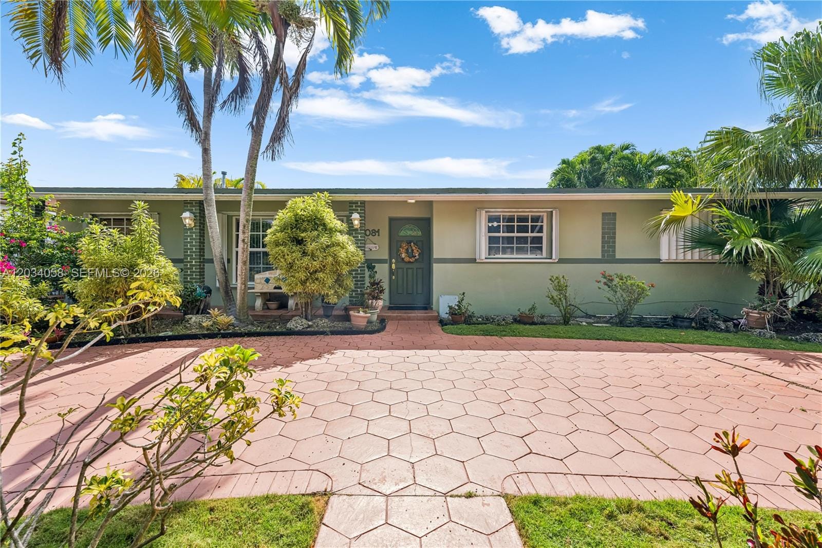 6081 SW 109th Court, Miami, FL 33173