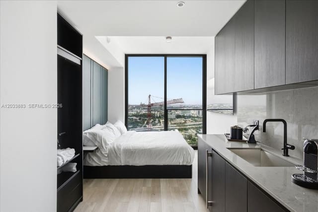 20 NE 11th 4212, E11even Hotel & Residences, Miami, FL