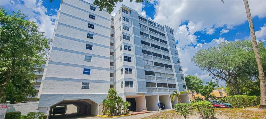 3301 Spanish Moss Terrace 219, Lauderhill, FL 33319 photo 2