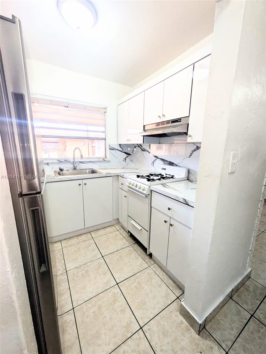 6850 W 14th Court C28, Hialeah, FL 33014, Hialeah