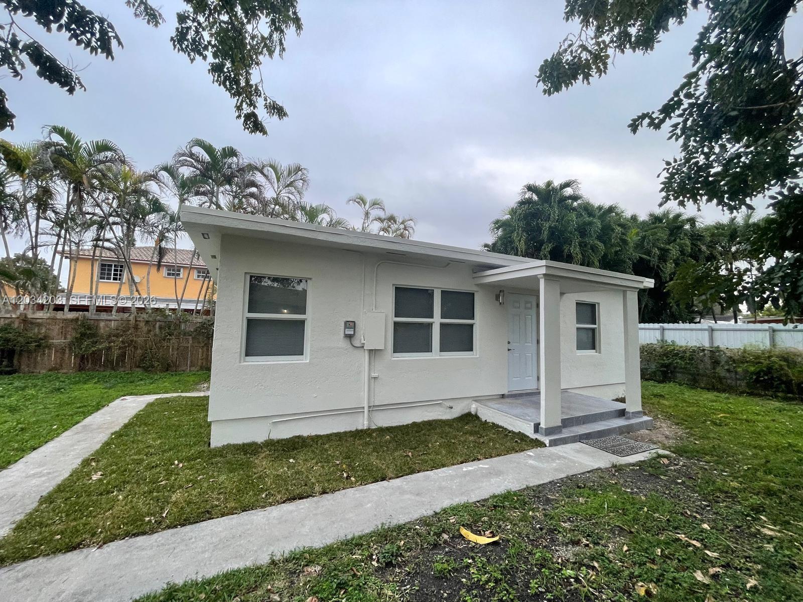 2103 SW 60th Avenue 2, Miami, FL 33155, Miami
