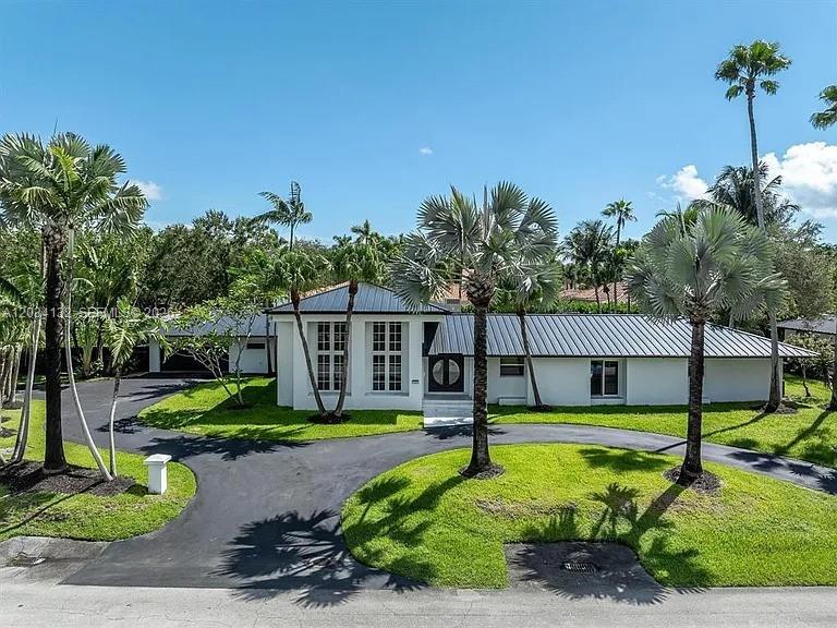 15201 SW 74th Place, Palmetto Bay, FL 33157, Palmetto Bay
