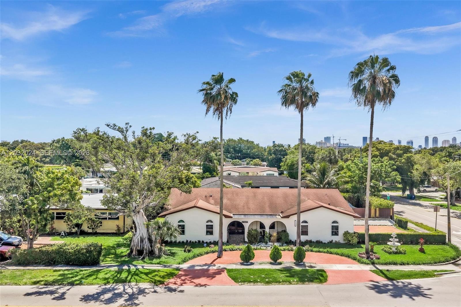 19901 Highland Lakes Boulevard, Miami, FL 33179, Miami