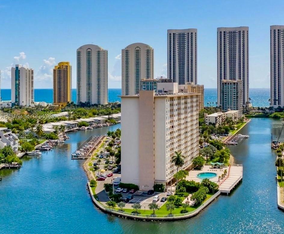 400 Kings Point Drive 309, Sunny Isles Beach, FL 33160, Sunny Isles Beach