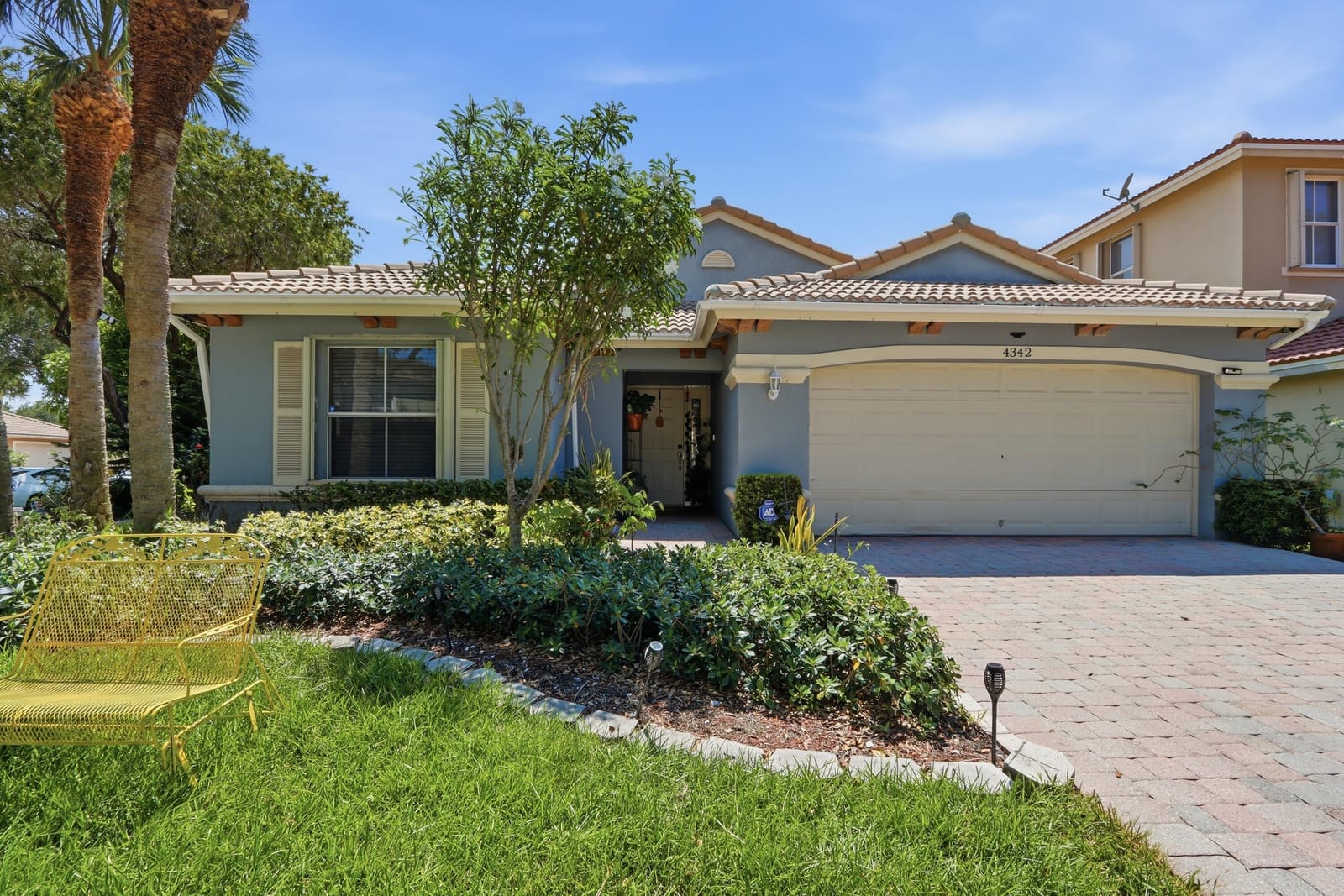 4342 Onega Circle, West Palm Beach, FL 33409 photo 2