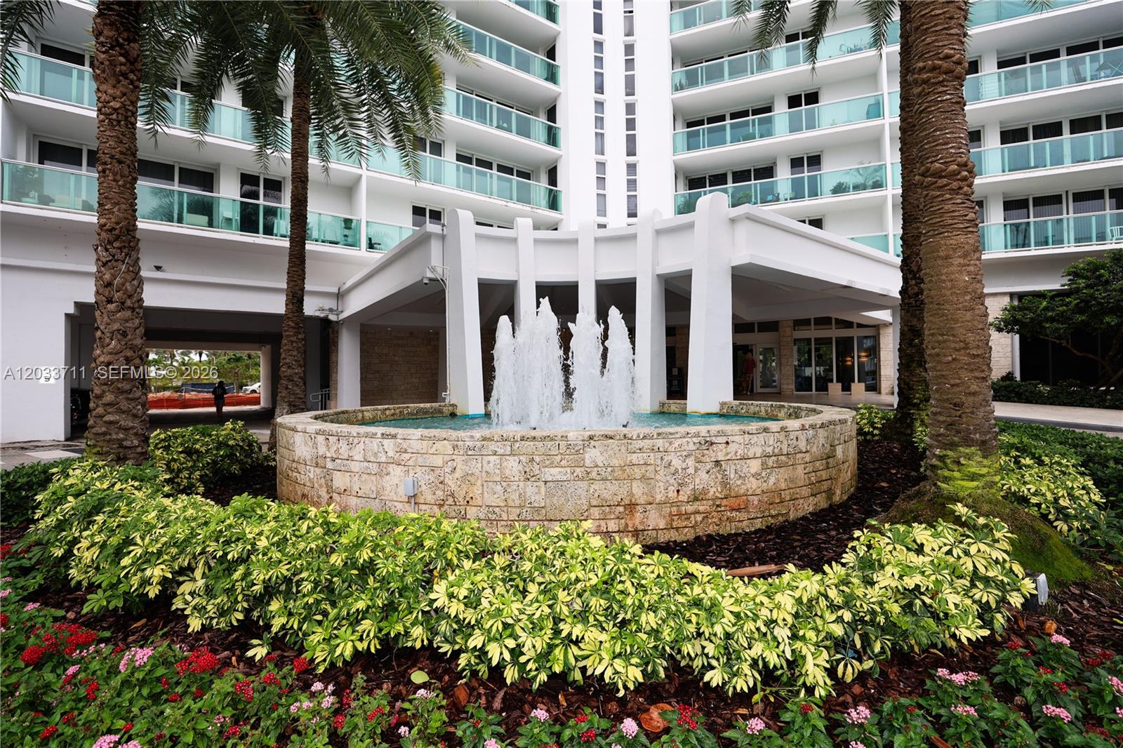 100 Bayview Drive 527, Sunny Isles Beach, FL 33160, Sunny Isles Beach