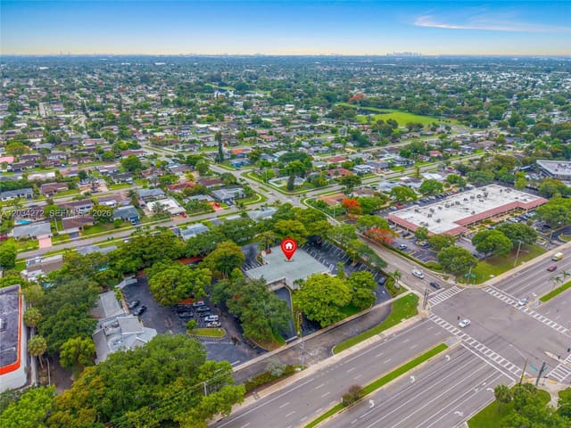 8200 N University Drive, Tamarac, FL 33321