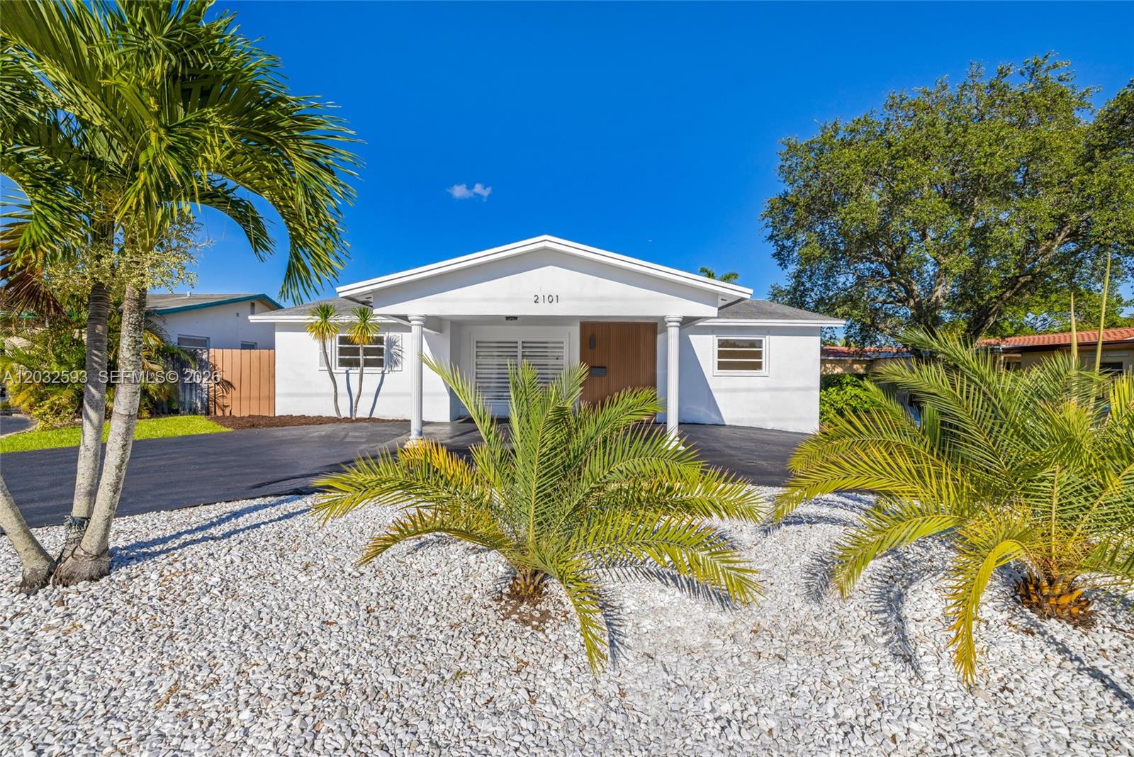 2101 N 56th Avenue, Hollywood, FL 33021, Hollywood