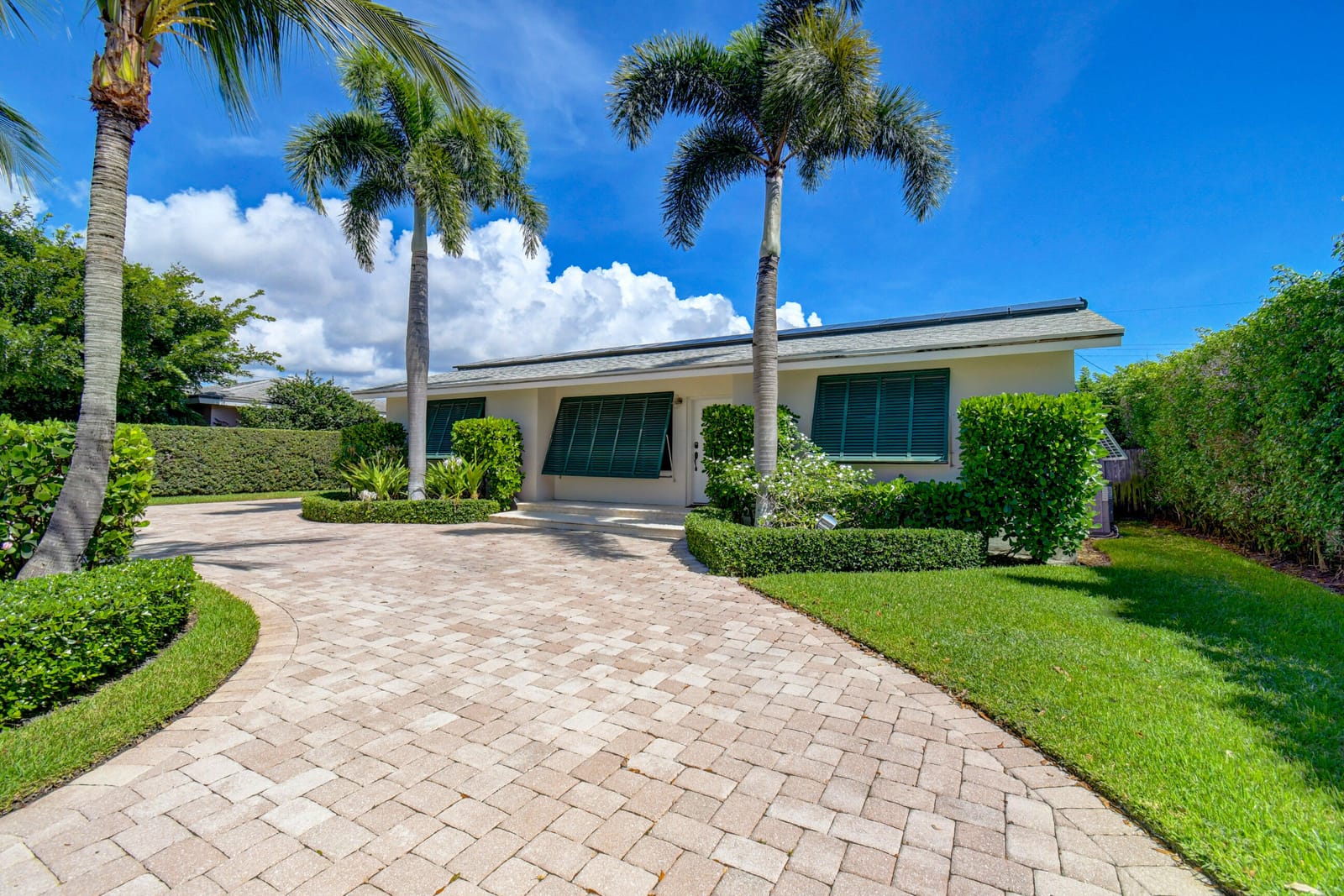 174 Vassar Drive, Lake Worth Beach, FL 33460 photo 2