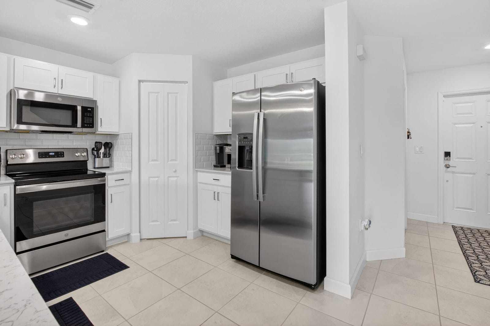 6762 Broadwater Lane, Lake Worth, FL 33467 photo 9