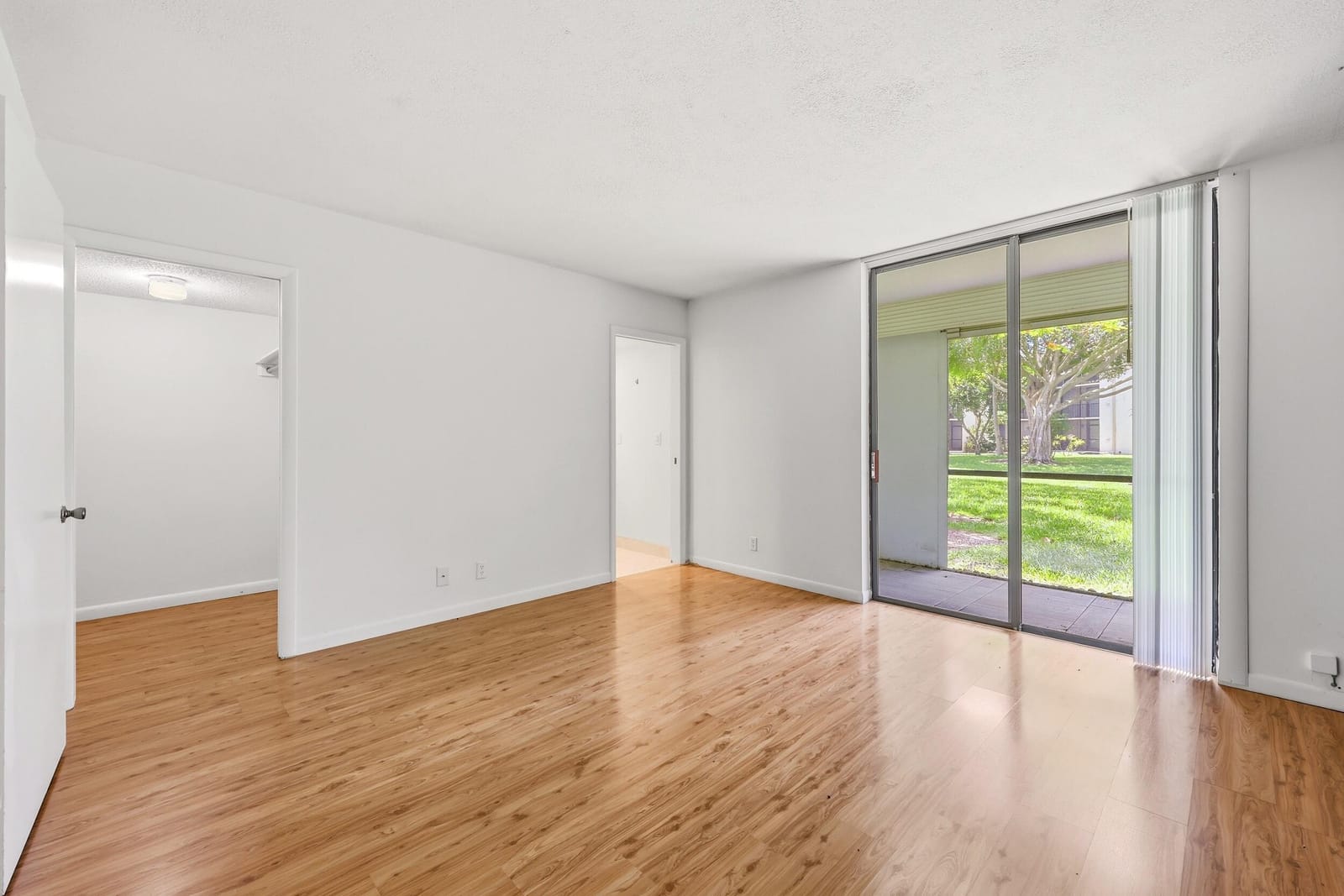 5160 Las Verdes Circle Unit 101, Delray Beach, FL 33484 photo 15
