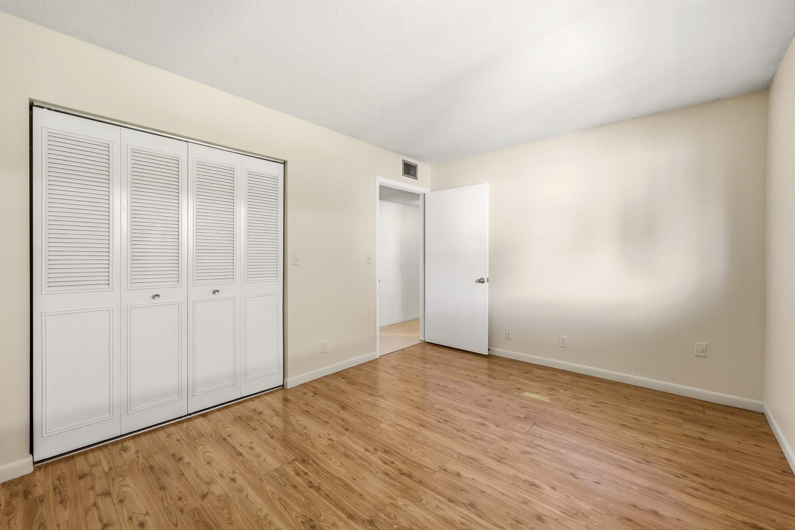 5160 Las Verdes Circle Unit 101, Delray Beach, FL 33484 photo 21