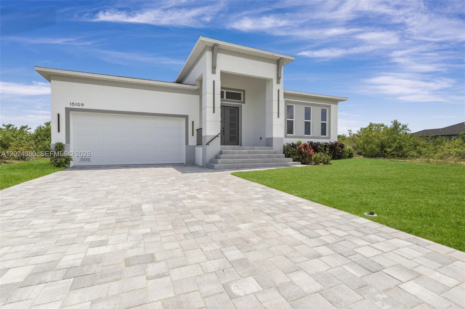 15109 Aquarius Circle — photo 3