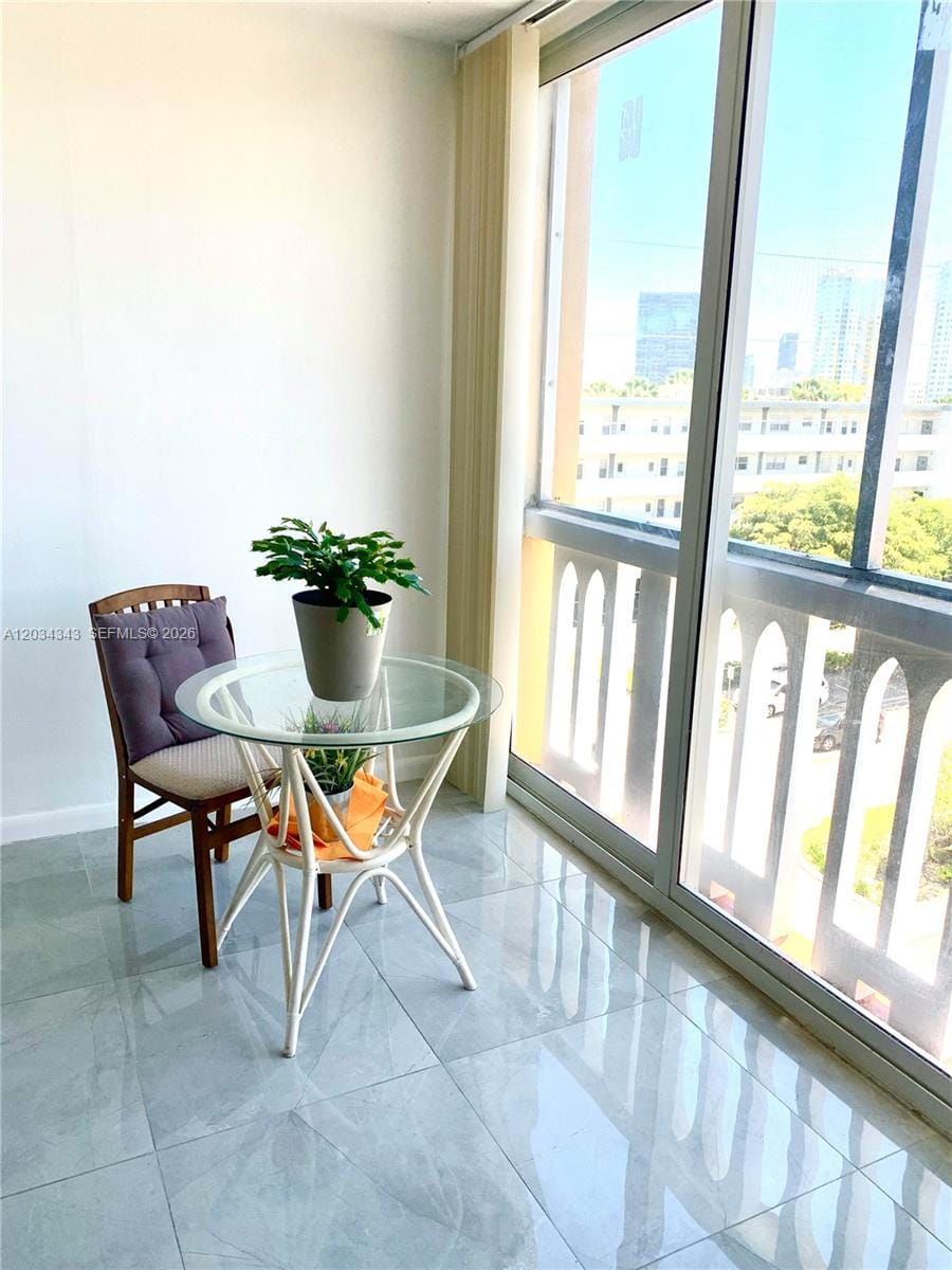 501 NE 14th Avenue 601, Hallandale Beach, FL 33009 photo 14