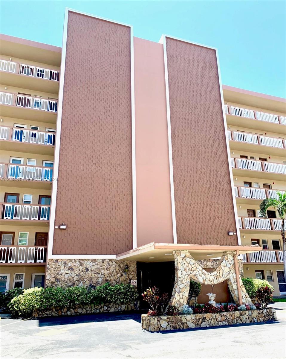 501 NE 14th Avenue 601, Hallandale Beach, FL 33009, Hallandale Beach