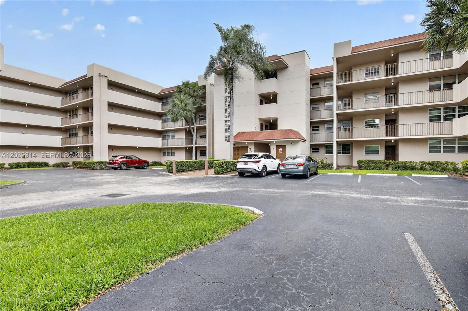 1911 Sabal Palm Drive 202, Davie, FL 33324, Davie