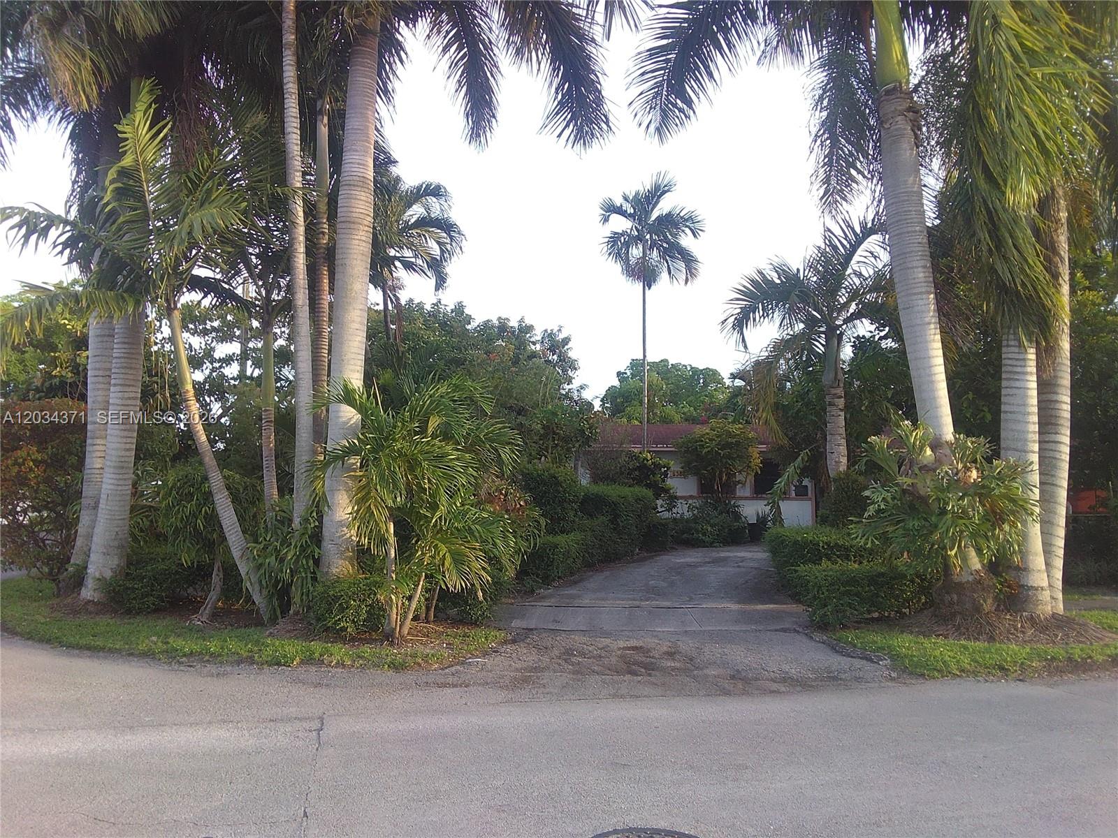 5300 SW 103rd Place, Miami, FL 33165, Miami