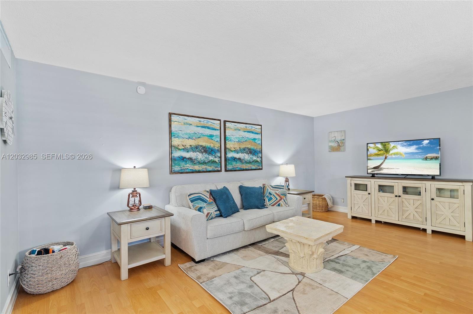 2424 NE 9th Street 207 — photo 11