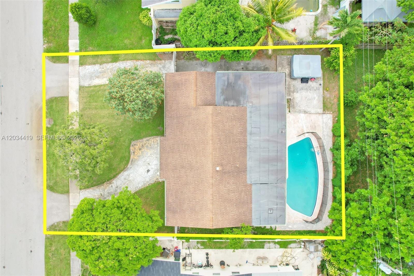 4431 NW 36th Court — photo 3