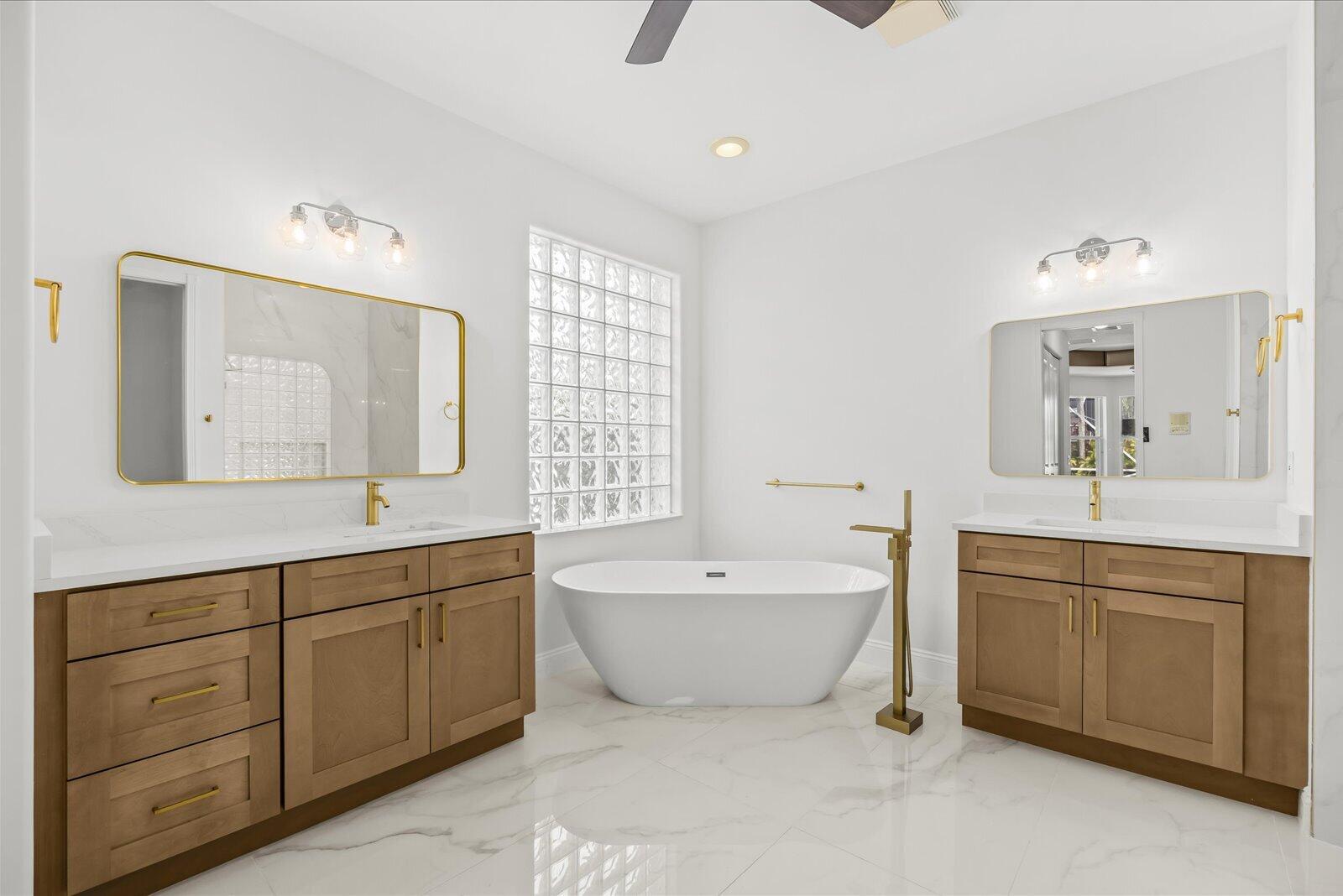 7558 Tarpon Cove Circle, Lake Worth, FL 33467