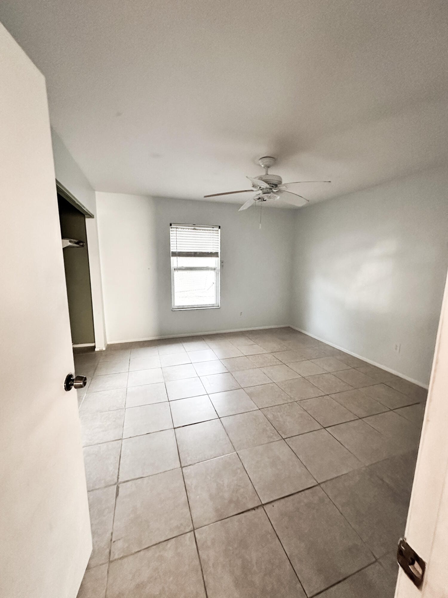 410 SW Kentwood Road — photo 11