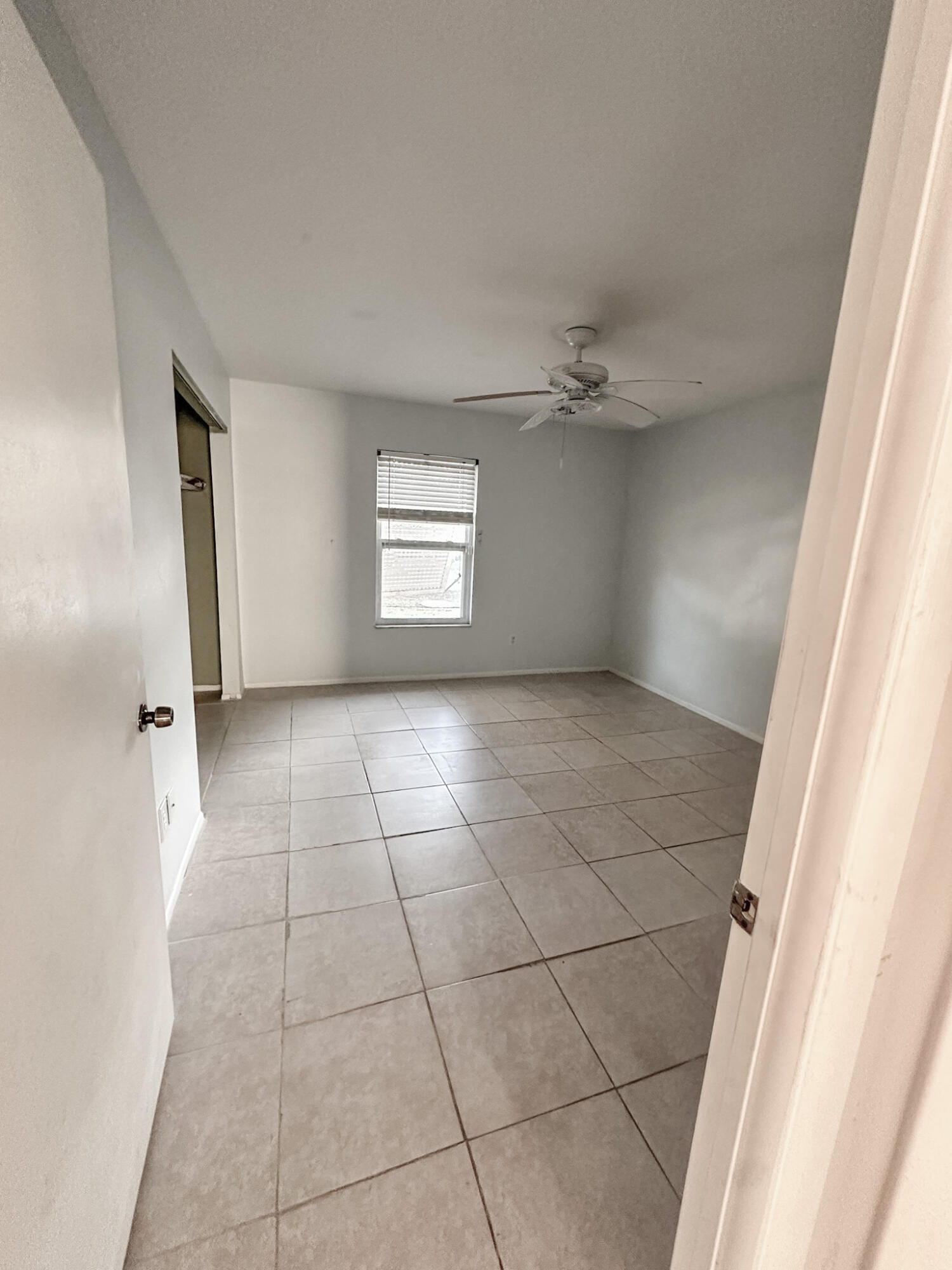 410 SW Kentwood Road — photo 10