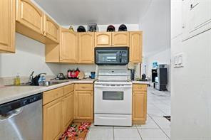 504 Gardens Drive 203, Pompano Beach, FL 33069, Pompano Beach