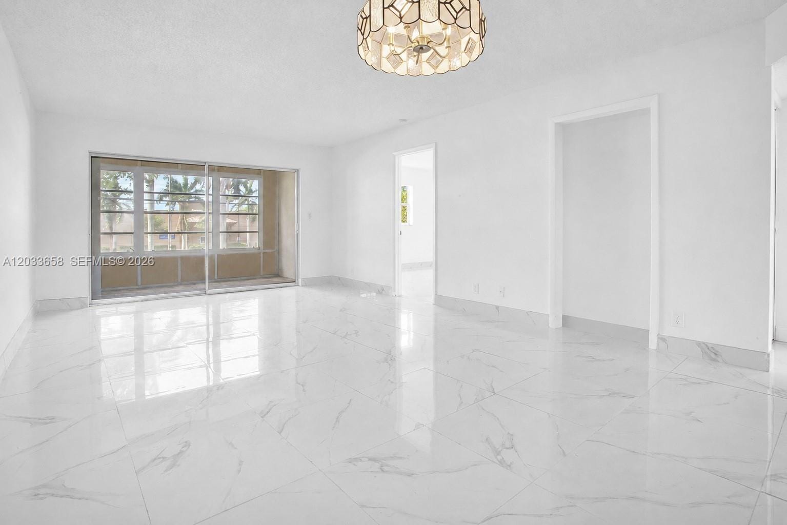 8852 W Mcnab Road 205 — photo 3