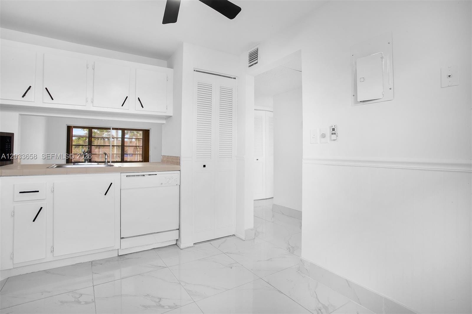 8852 W Mcnab Road 205, Tamarac, FL 33321 photo 24