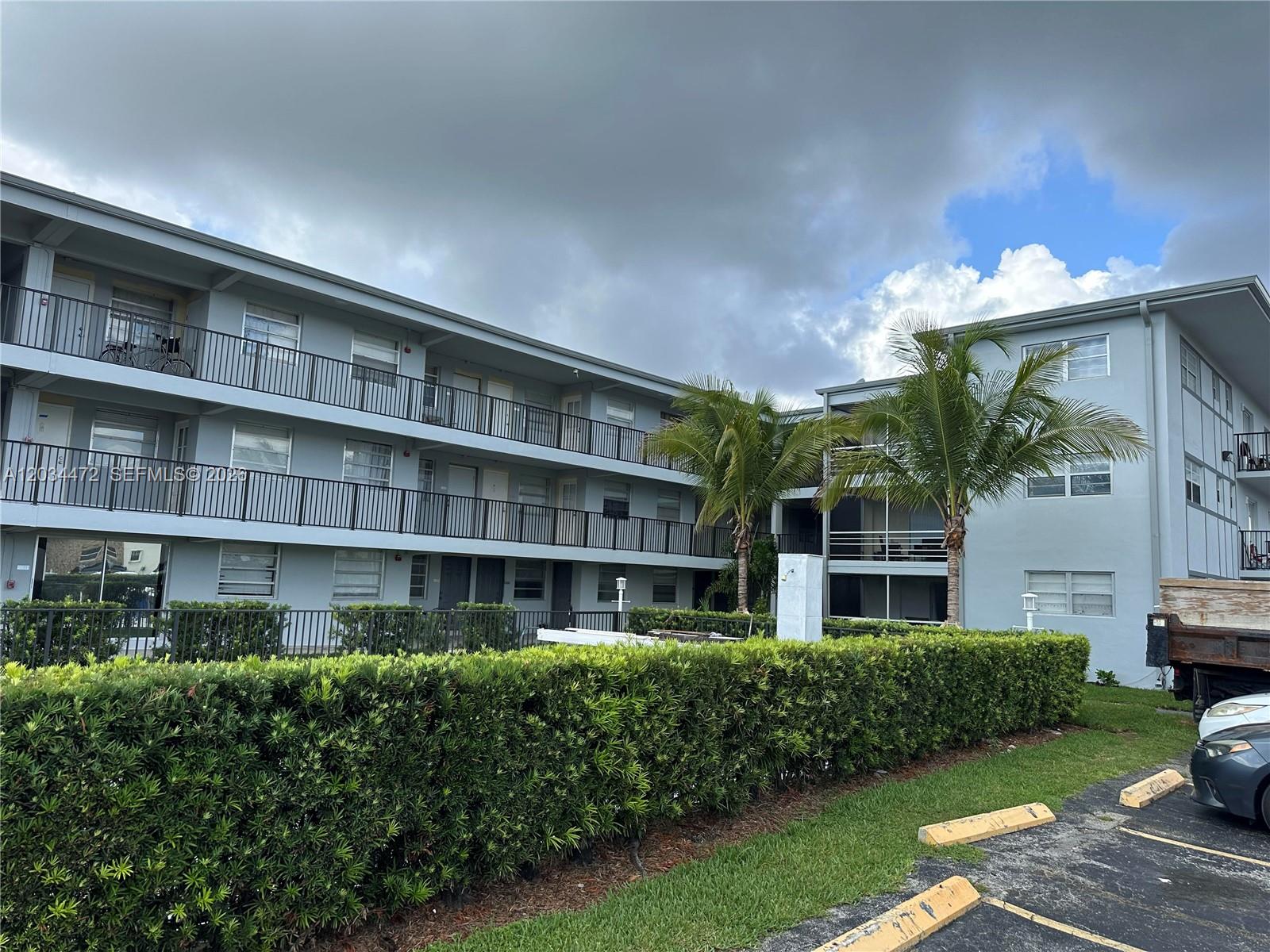 1100 NE 1st Court 219, Hallandale Beach, FL 33009, Hallandale Beach