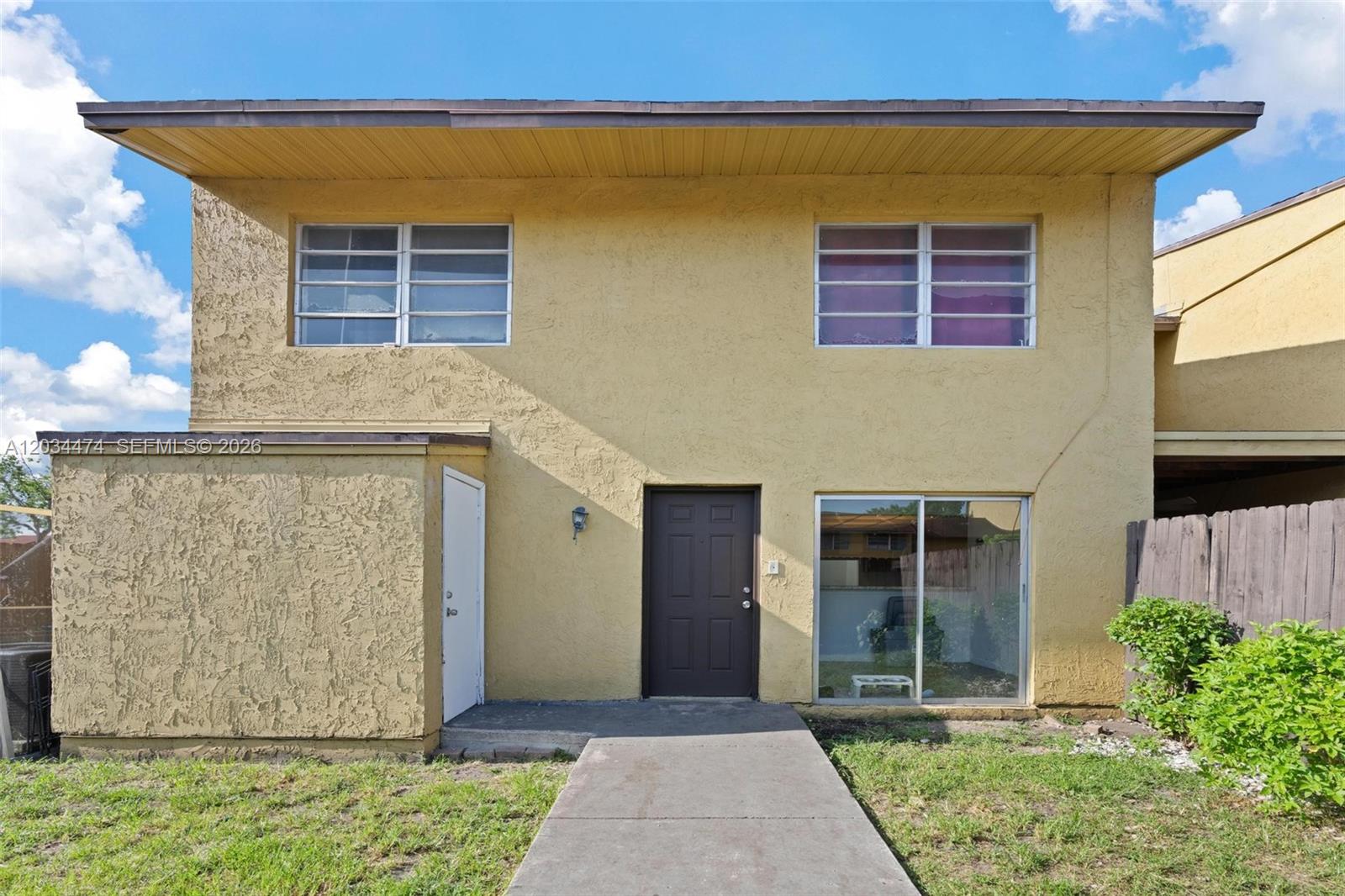15460 SW 82nd Lane 404, Miami, FL 33193, Miami