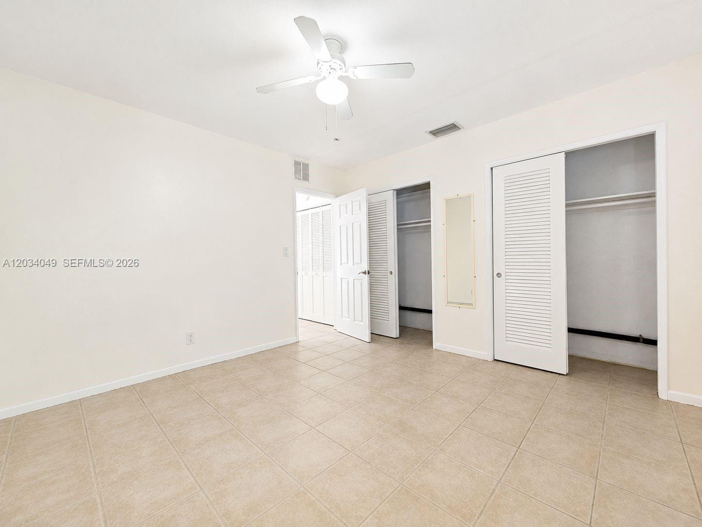 3217 NE 7th Place 4 — photo 11