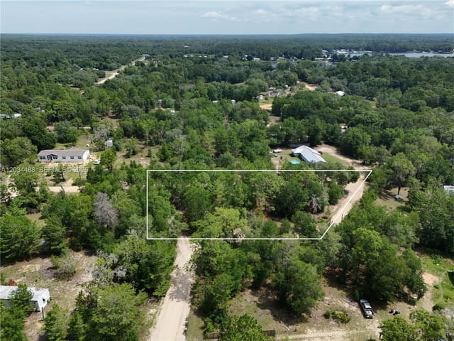 225 Mirror Lake Drive, FL 32148