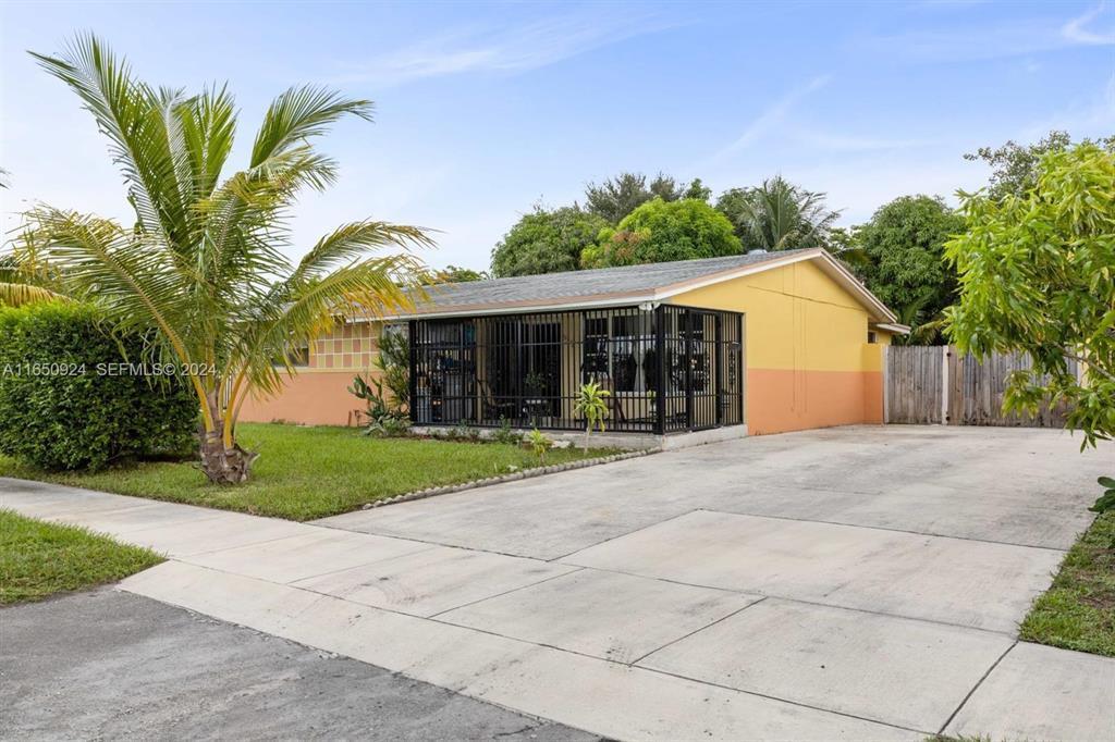 18930 NW 14th Avenue, Miami, FL 33169, Miami