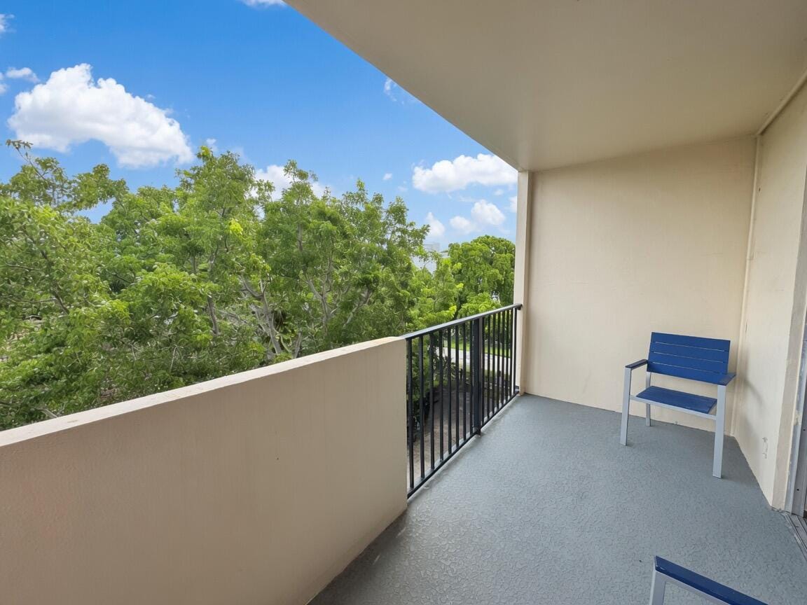 1000 Spanish River Road 4p, Boca Raton, FL 33432 photo 13