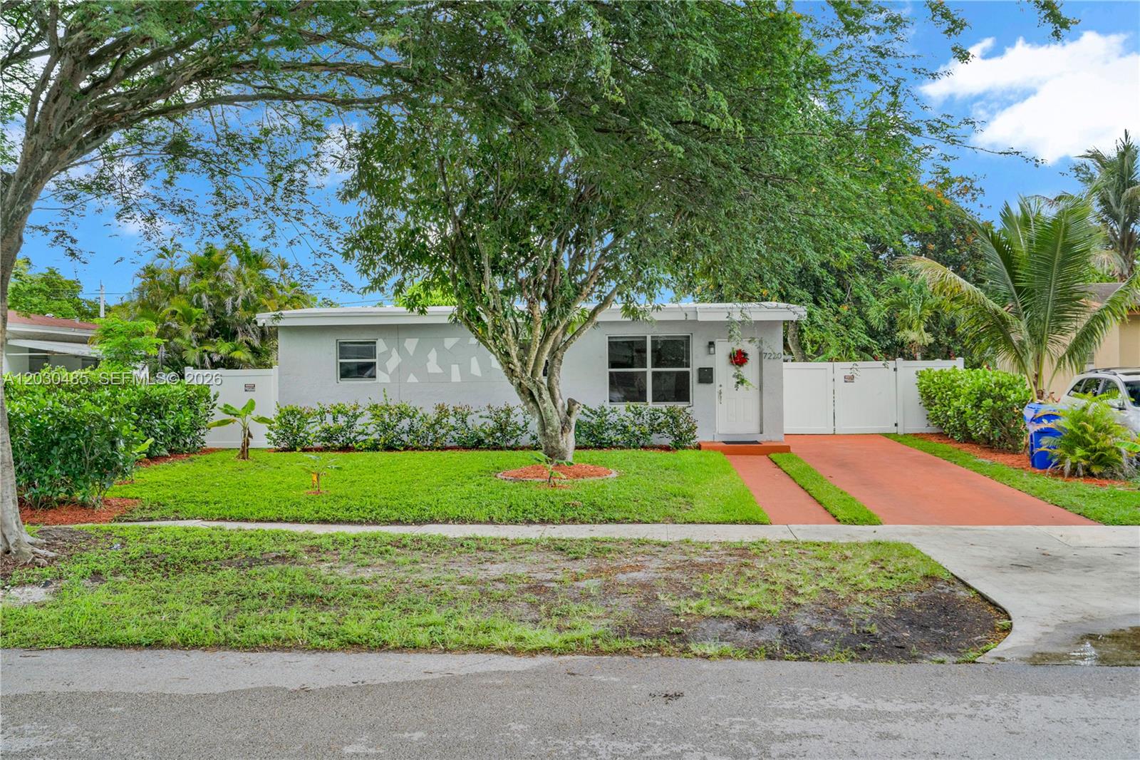 7220 Arthur Street, Hollywood, FL 33024, Hollywood