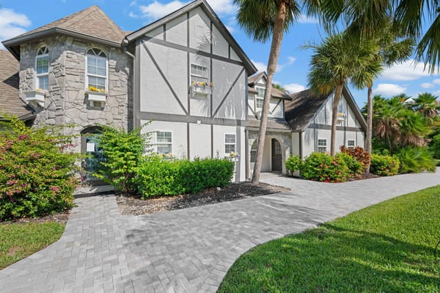 121 Queen Eugenia Court, Hutchinson Island, FL 34949