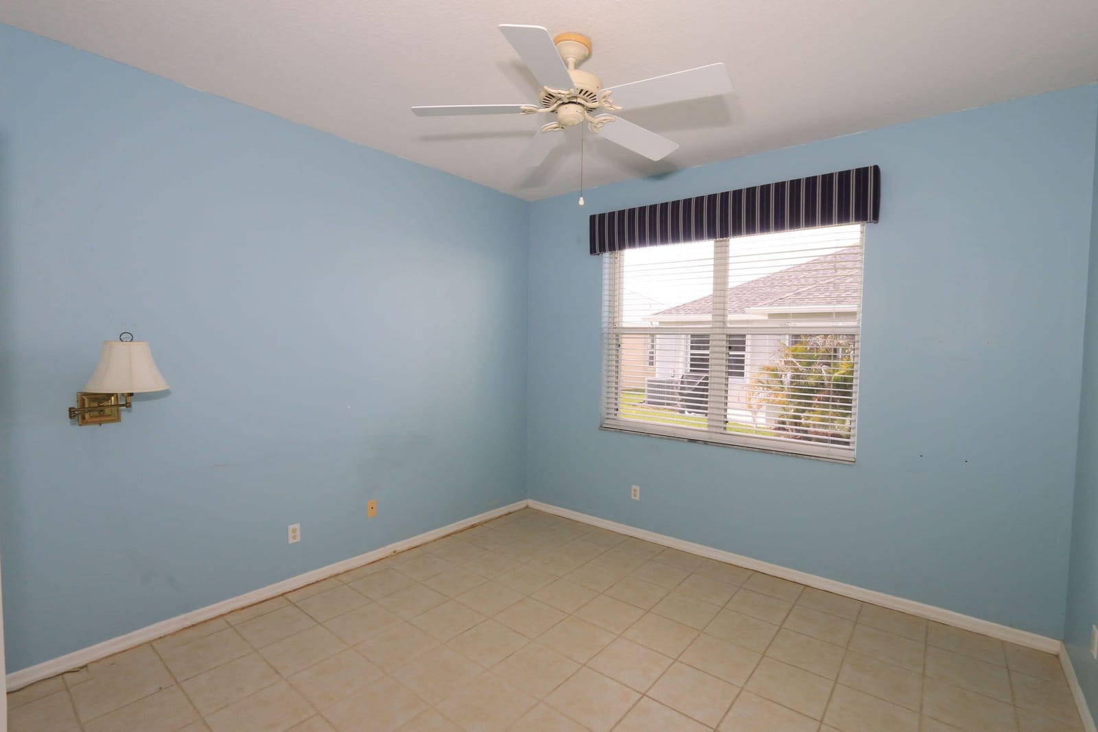 506 NW Cortina Lane — photo 12