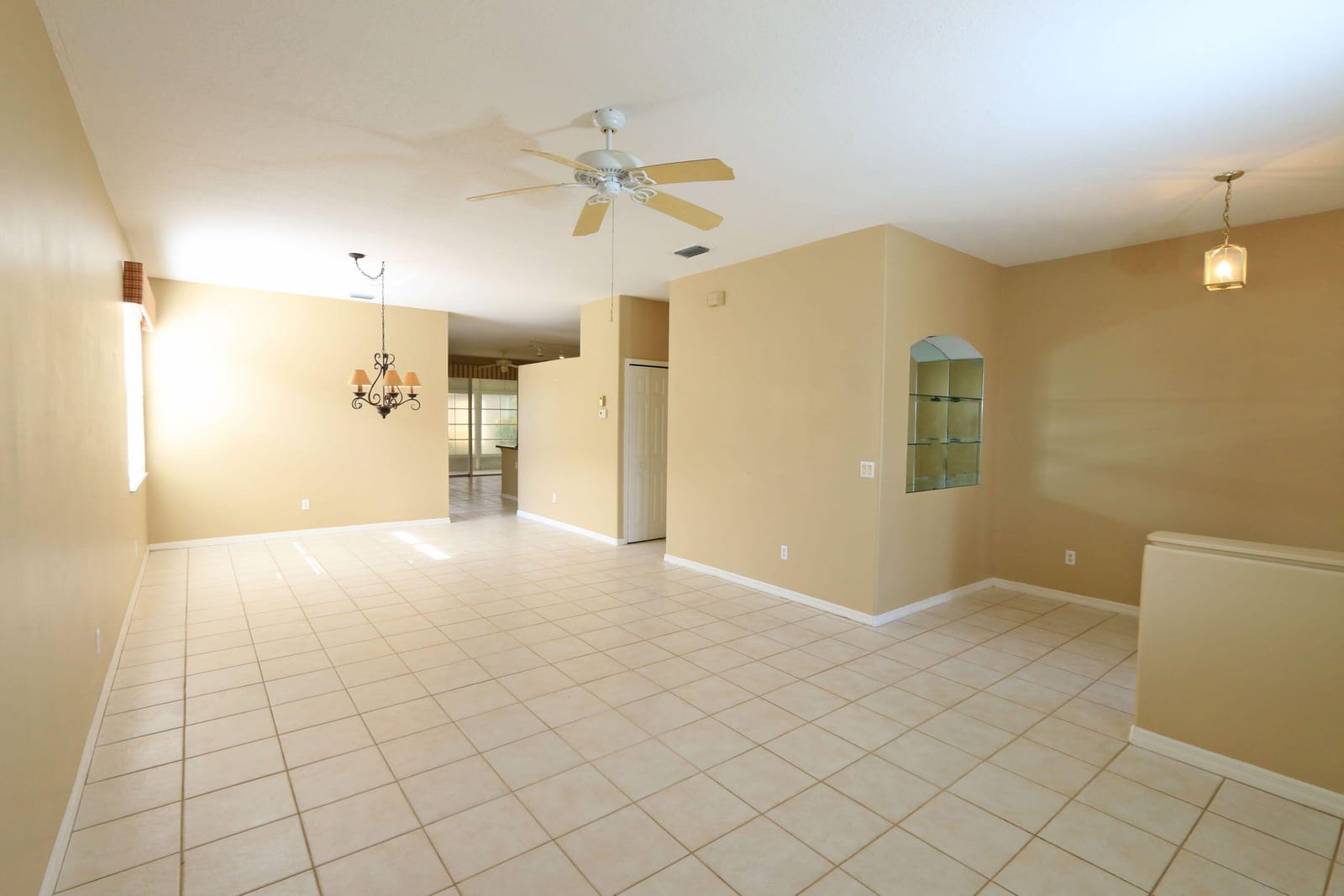 506 NW Cortina Lane — photo 4