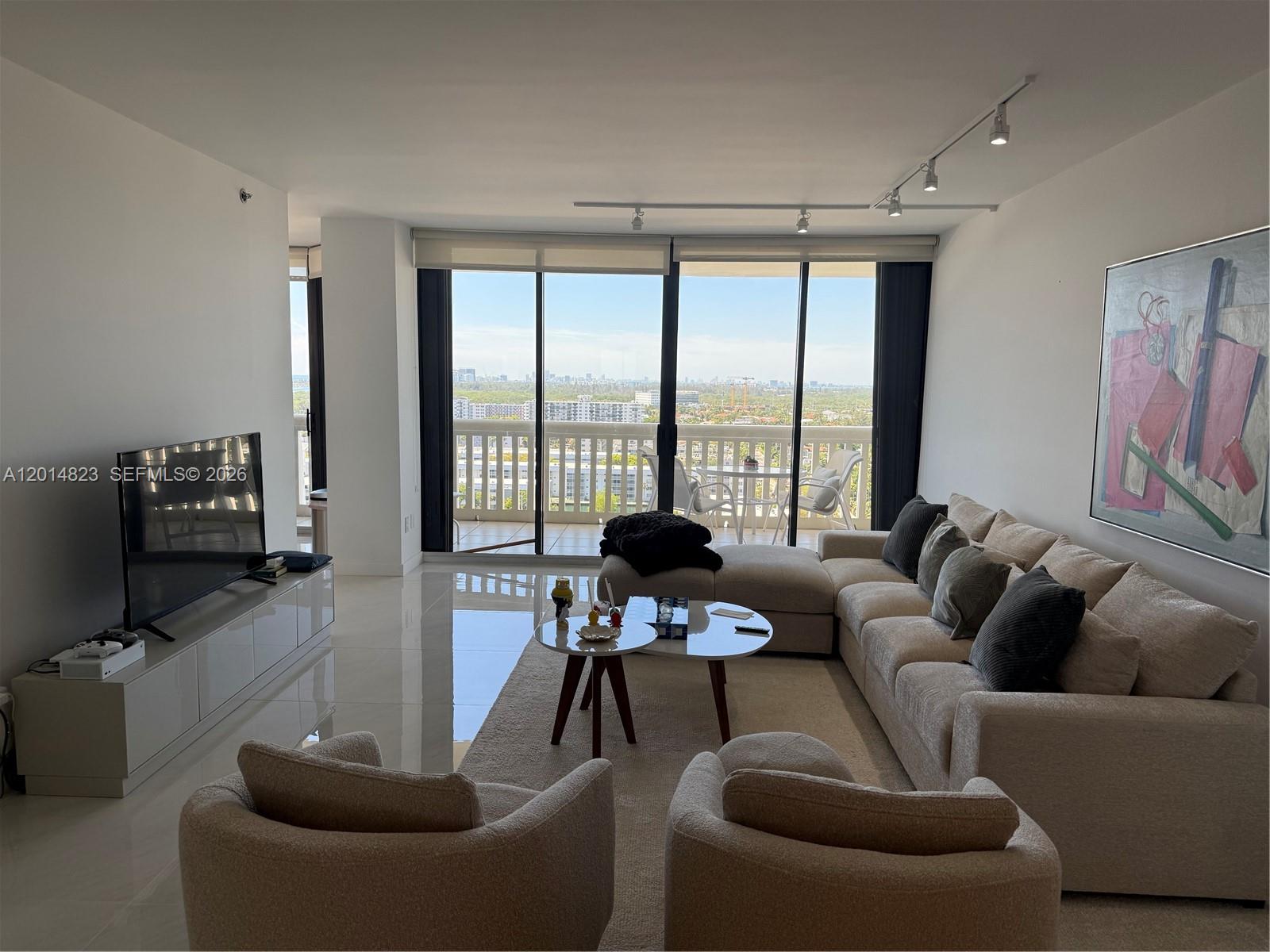 2000 Island Boulevard 1603, Aventura, FL 33160, Aventura