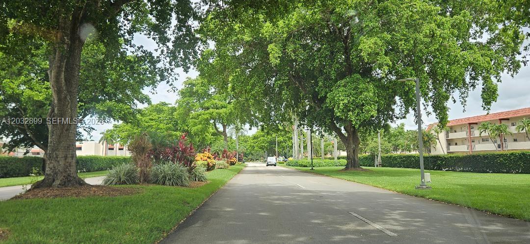 9823 S Hollybrook Lake Drive 310, Pembroke Pines, FL 33025, Pembroke Pines