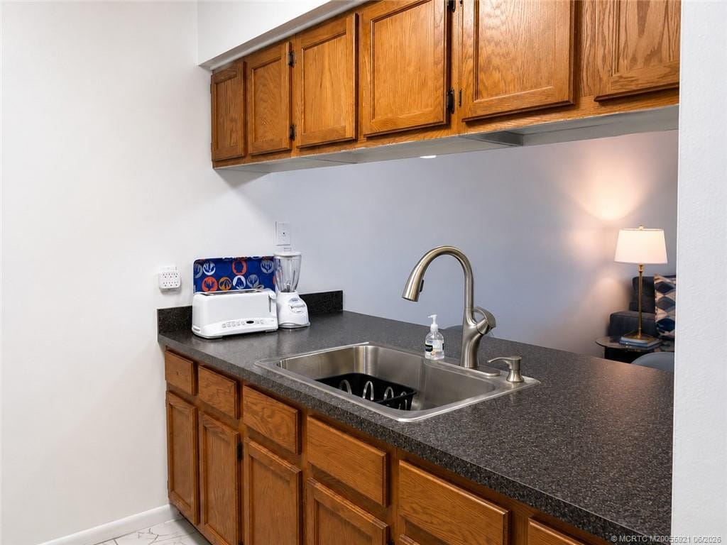 615 NW Oleander Street 202, Stuart, FL 34994 photo 9