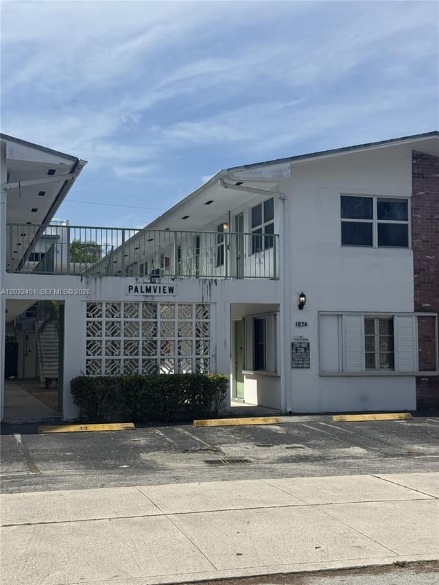 1824 Monroe Street 7, Hollywood, FL 33020