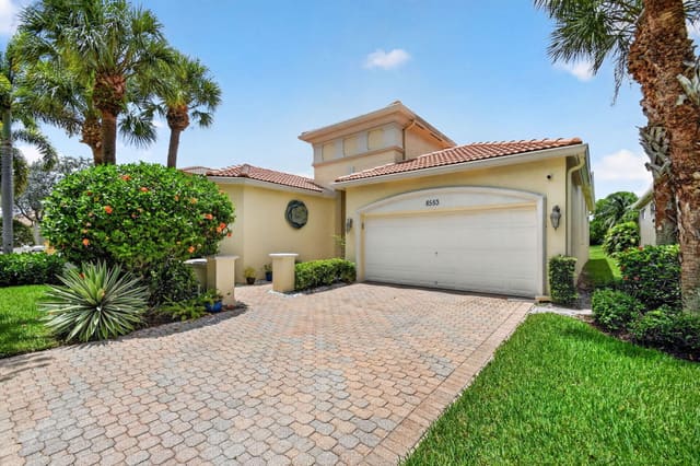 8553 E Via Grande E, Buena Vida, Wellington, FL